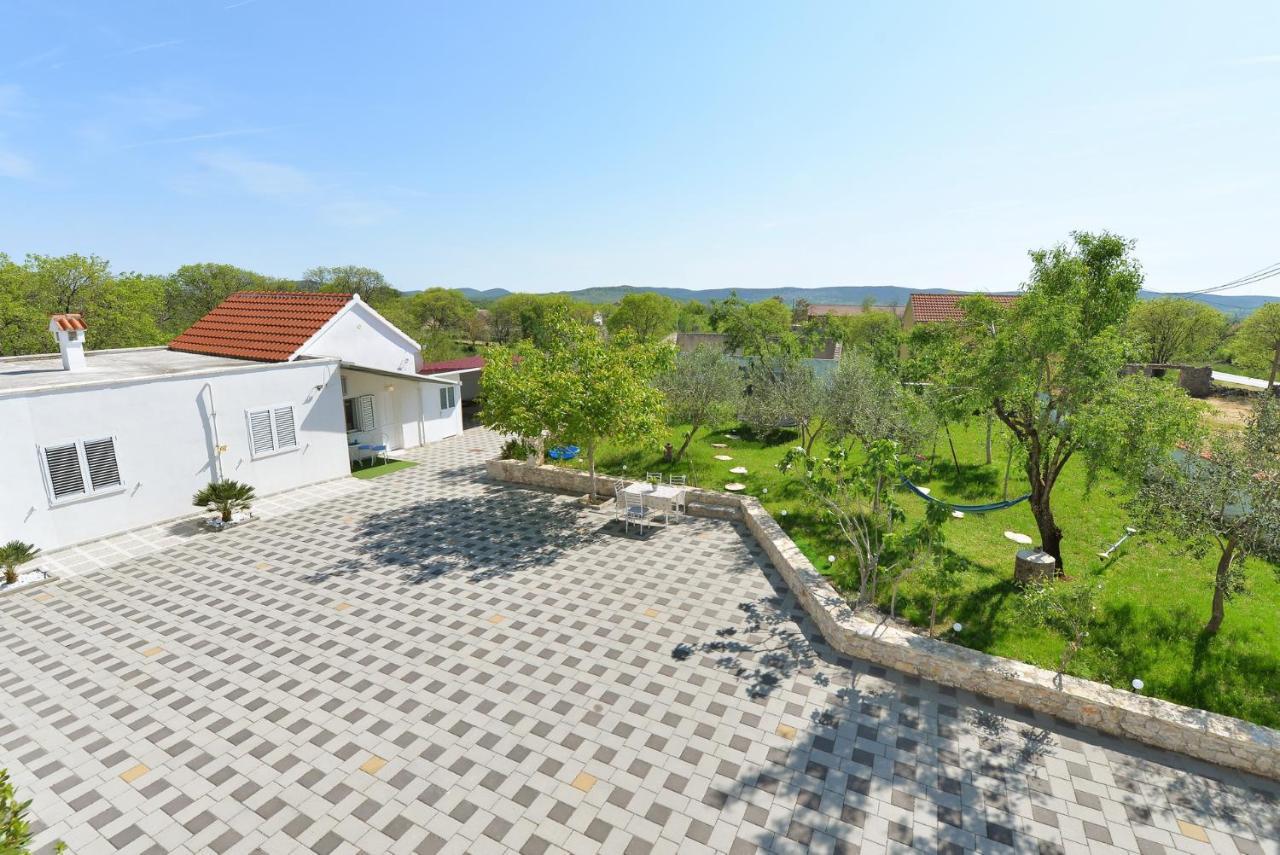 House Vidamo - Vacation Home With Swimming Pool Mala Cista Dış mekan fotoğraf