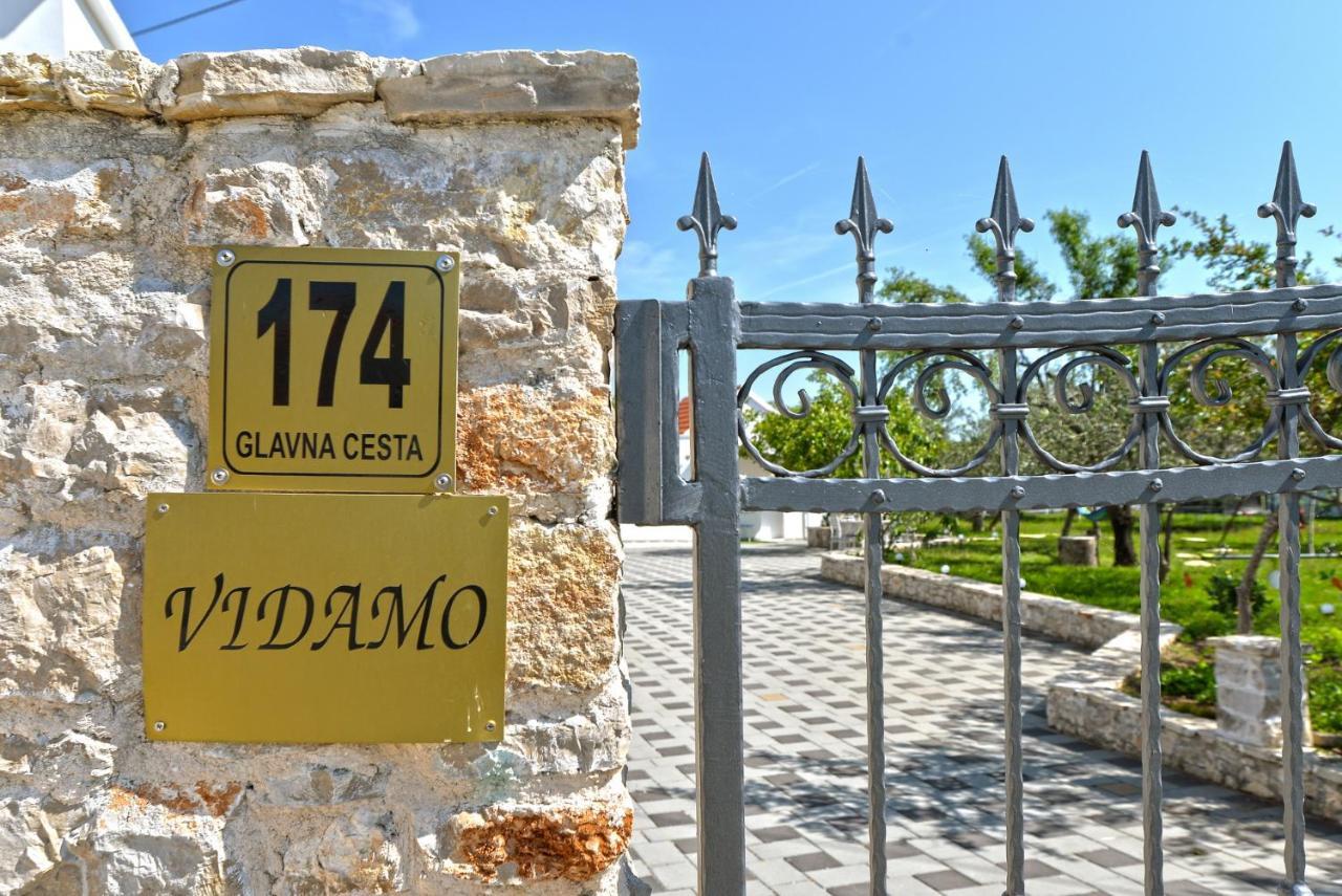 House Vidamo - Vacation Home With Swimming Pool Mala Cista Dış mekan fotoğraf